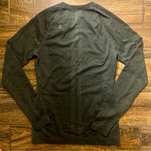 FIGS Seamless Longsleeve Underscrub Base Layer Shirt Size Small Moss Color